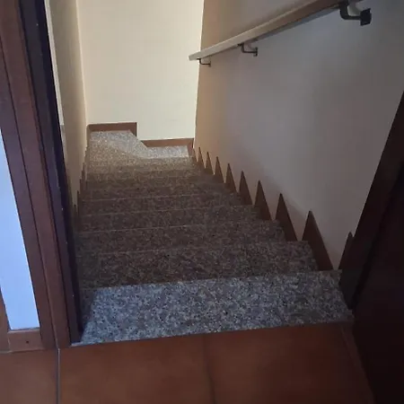 Paolino شقة ليكو