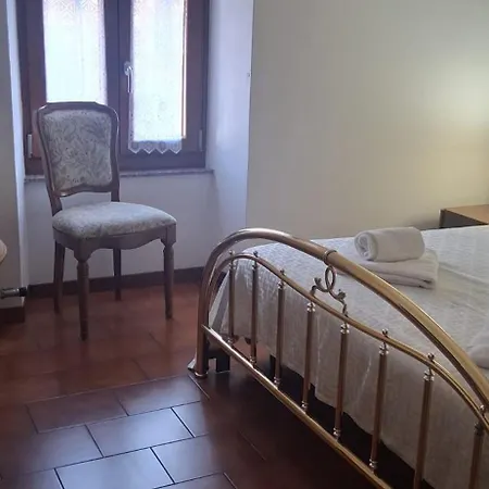 شقة Paolino ليكو